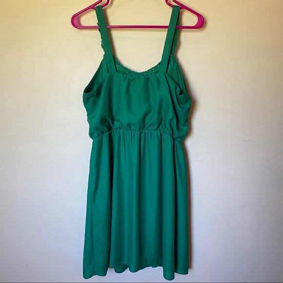 Lauren Conrad LC Emerald Sleeveless Minidress Lace Detail Lightweight Sexy - Picture 3 of 4
